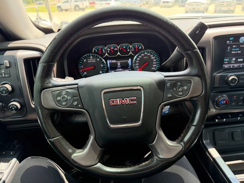 Used 2018 GMC Sierra 1500 SLT AWD/4WD image 19