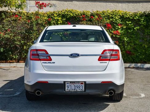 Used 2013 Ford Taurus SE image 7
