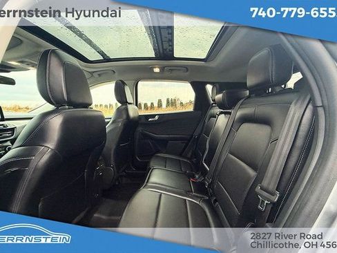 Used 2022 Ford Escape SEL w/ Technology Package image 22