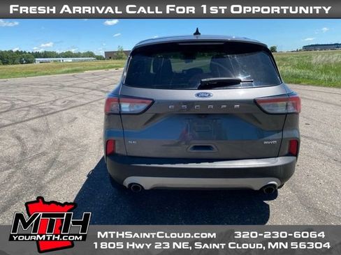 Used 2022 Ford Escape SE w/ Convenience Package AWD/4WD image 6