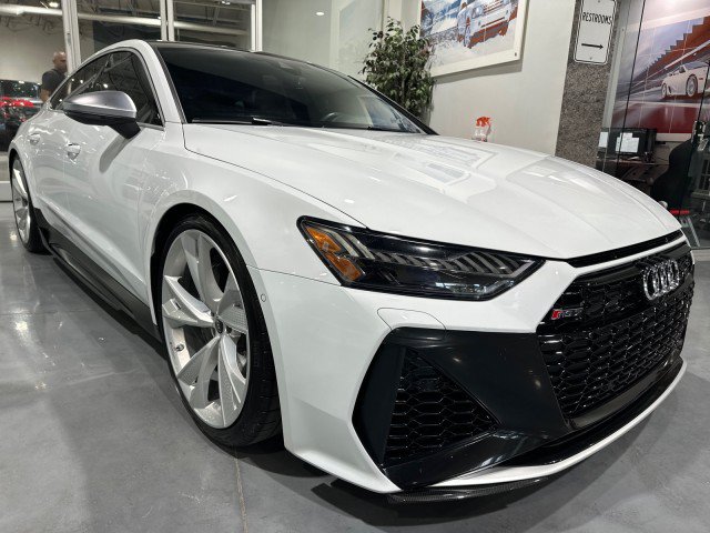 Used 2021 Audi RS 7 Sportback AWD/4WD image 22
