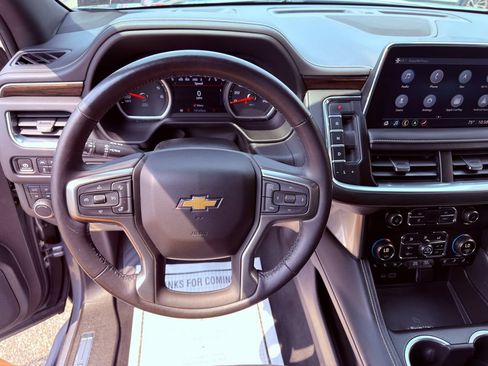 Used 2021 Chevrolet Tahoe Premier AWD/4WD image 18