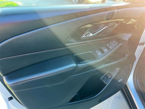 Used 2022 Chevrolet Traverse RS w/ LPO, Floor Liner Package image 17