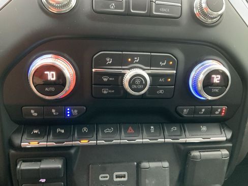 Used 2019 GMC Sierra 1500 SLT w/ SLT Premium Plus Package AWD/4WD image 48