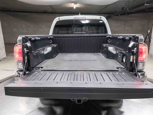 Used 2023 Toyota Tacoma TRD Off-Road AWD/4WD image 29
