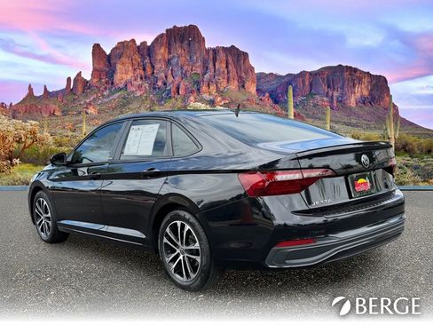 Used 2023 Volkswagen Jetta Sport w/ IQ.Drive Package image 4