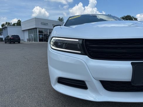 Certified 2023 Dodge Charger SXT image 9