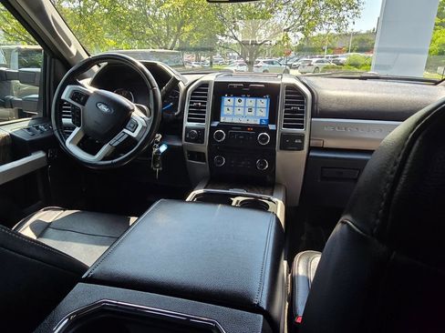 Used 2017 Ford F250 Lariat w/ Chrome Package AWD/4WD image 15