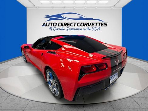 Used 2019 Chevrolet Corvette Stingray Coupe w/ 1LT RWD image 11