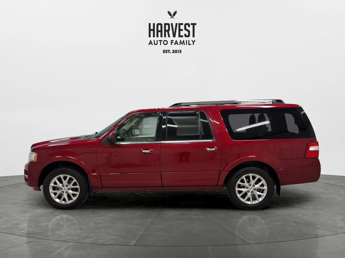 Used 2015 Ford Expedition EL Limited w/ Equipment Group 301A AWD/4WD image 2