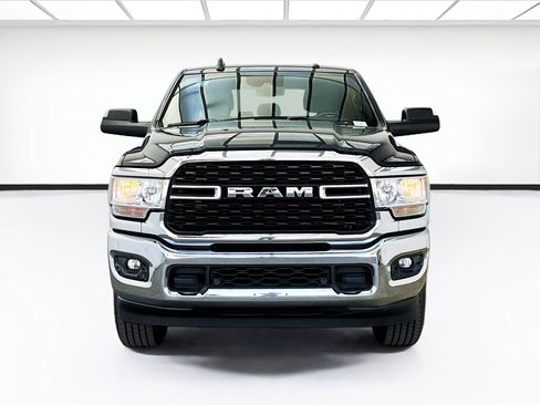 Used 2022 RAM 2500 Big Horn w/ Safety Group B AWD/4WD image 2
