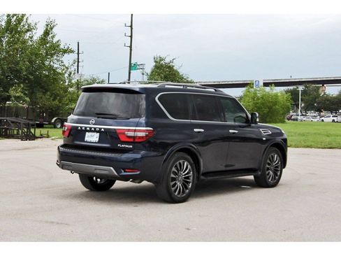 Used 2021 Nissan Armada Platinum w/ Captain's Chairs Package RWD image 3