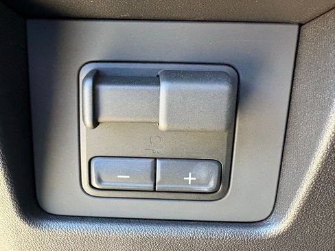 New 2026 Chevrolet Colorado Trail Boss AWD/4WD image 32