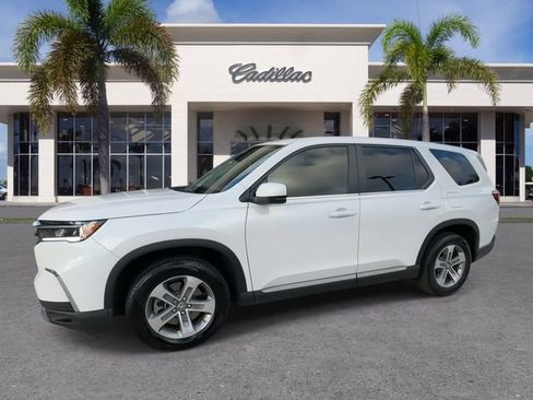 Used 2025 Honda Pilot EX-L image 7