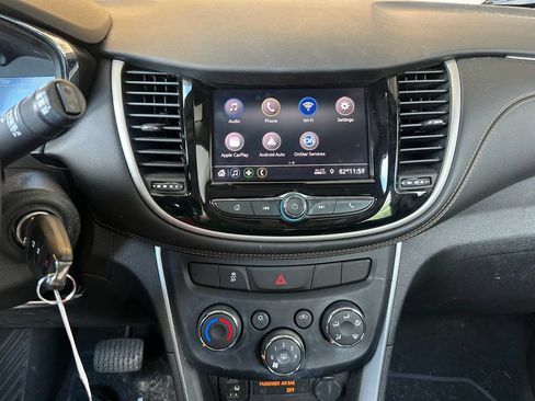 Used 2020 Chevrolet Trax LS FWD image 6