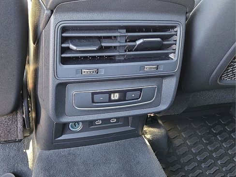 Used 2021 Audi Q7 3.0T Premium Plus w/ Premium Plus Package image 18