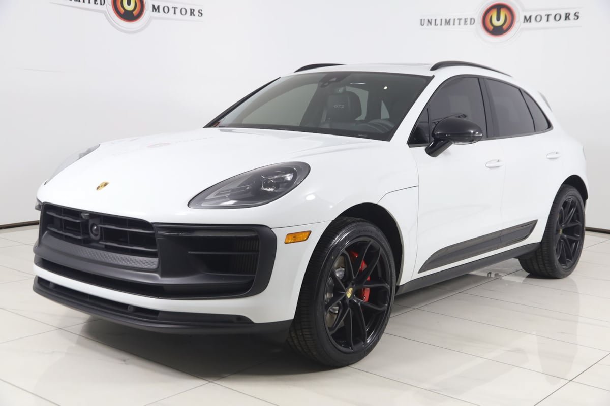Used 2023 Porsche Macan GTS w/ GTS Sport Package AWD/4WD image 5