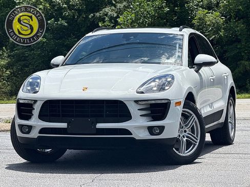 Used 2018 Porsche Macan S image 1
