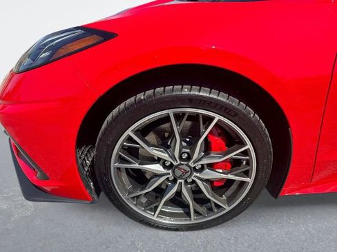 Used 2025 Chevrolet Corvette Stingray Premium Conv w/ Z51 Performance Package image 10