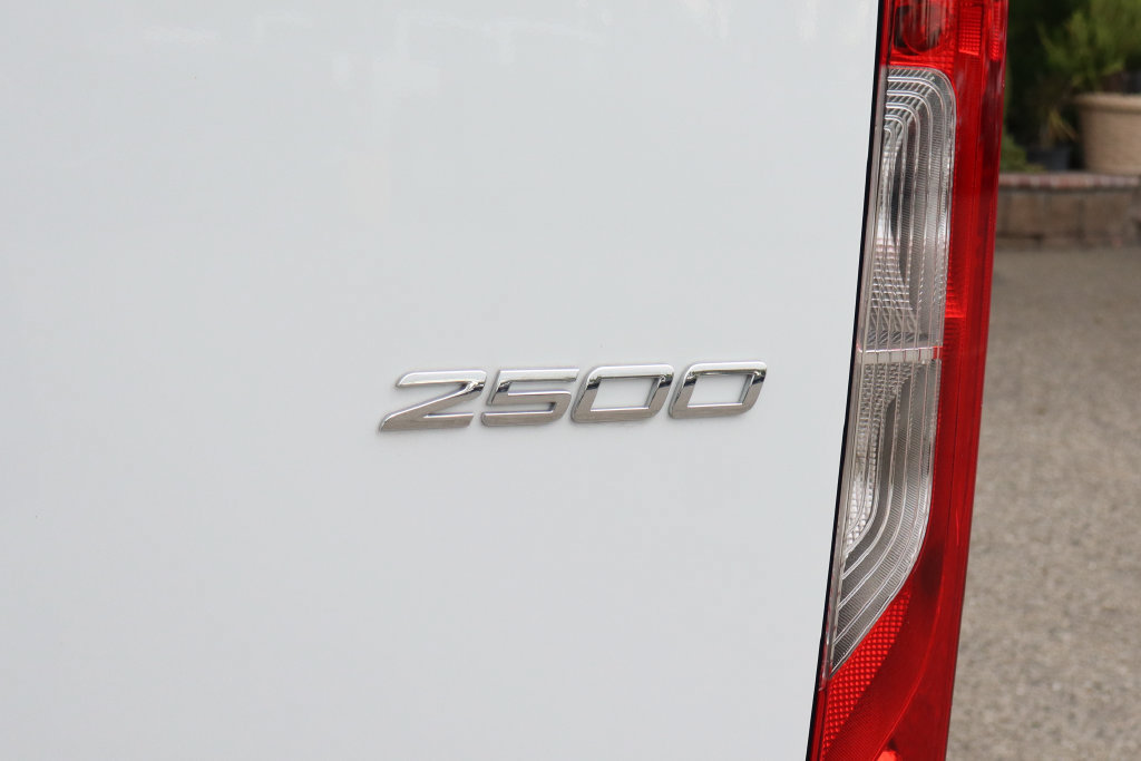 Used 2022 Mercedes-Benz Sprinter 2500 w/ Parking Package image 43