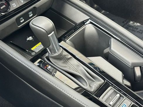 Certified 2025 Honda Accord Touring image 19