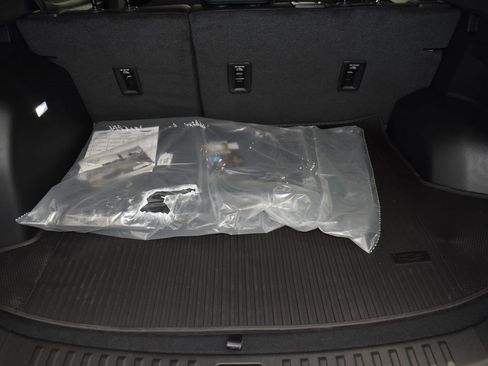 New 2026 Chevrolet Equinox RS w/ LPO, Floor Liner Package image 17
