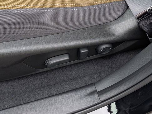 New 2026 Subaru Crosstrek 2.5i Sport AWD/4WD image 25