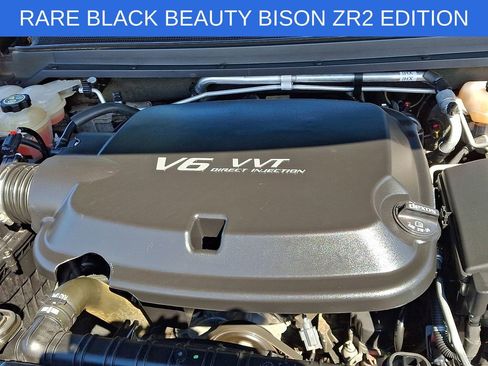 Used 2022 Chevrolet Colorado ZR2 w/ Colorado ZR2 Bison Edition AWD/4WD image 28