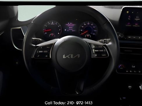 Used 2023 Kia Seltos S w/ Navigation Package FWD image 16