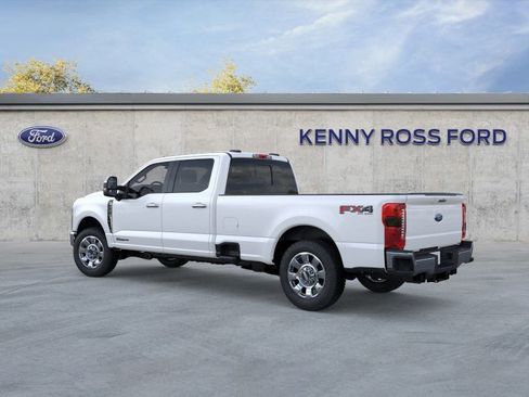New 2026 Ford F250 Lariat w/ Lariat Premium Package image 4