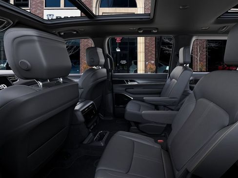 New 2026 Jeep Grand Wagoneer 4WD image 23