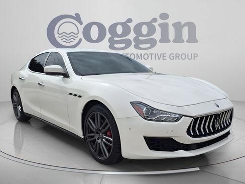 Used 2018 Maserati Ghibli RWD image 8