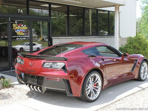 Used 2016 Chevrolet Corvette Z06 w/ 3LZ Preferred Equipment Group RWD image 23