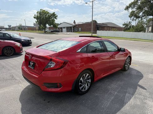 Used 2016 Honda Civic EX image 7