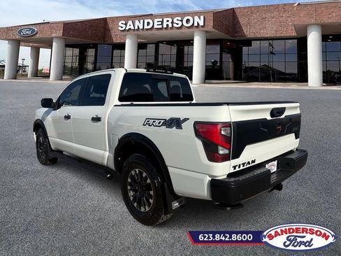 Used 2021 Nissan Titan PRO-4X w/ Pro-4x Convenience Package image 5