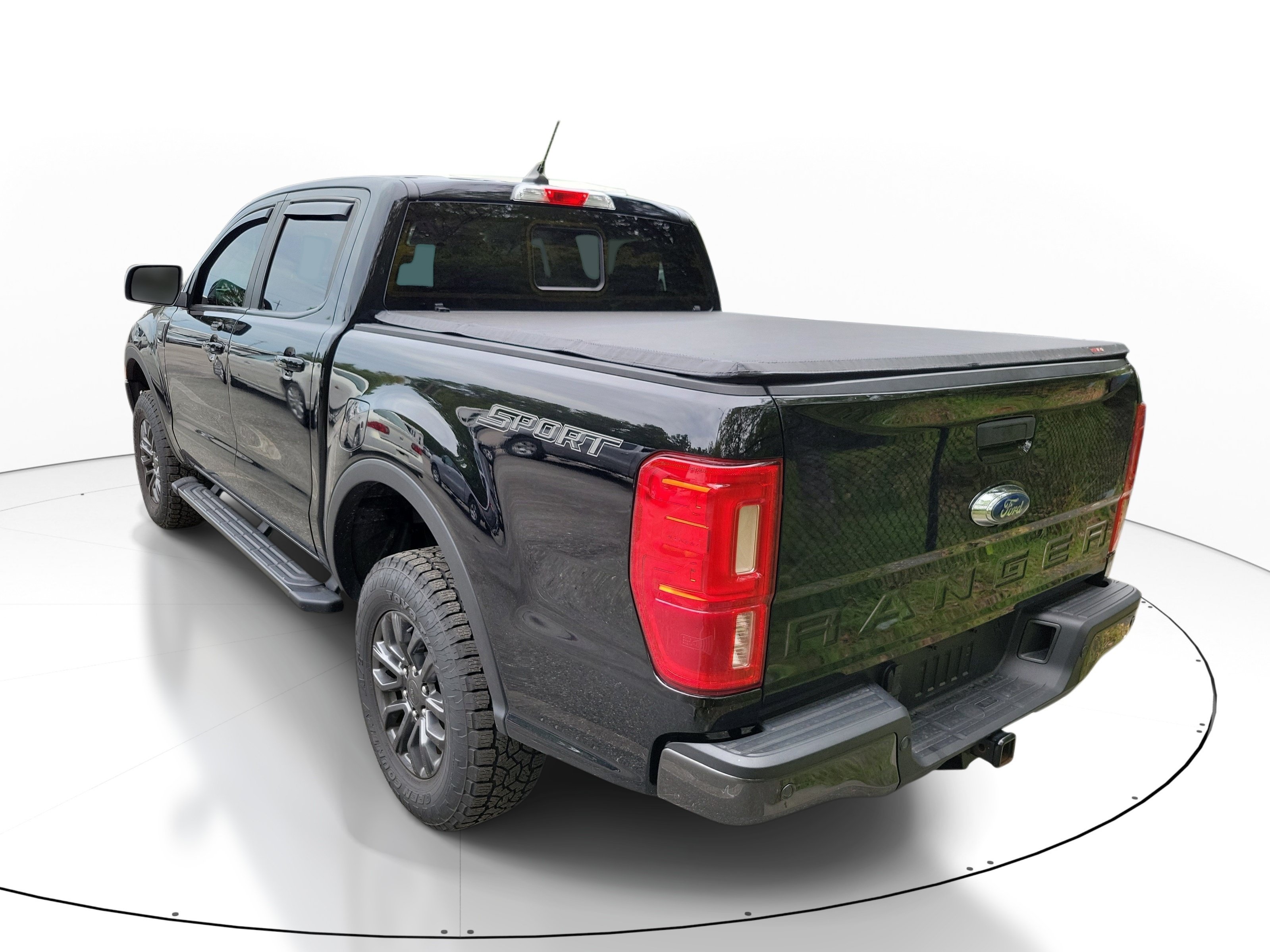 Used 2023 Ford Ranger XLT w/ Equipment Group 302A High RWD image 3