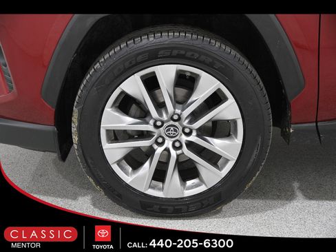 Used 2019 Toyota RAV4 Limited image 21