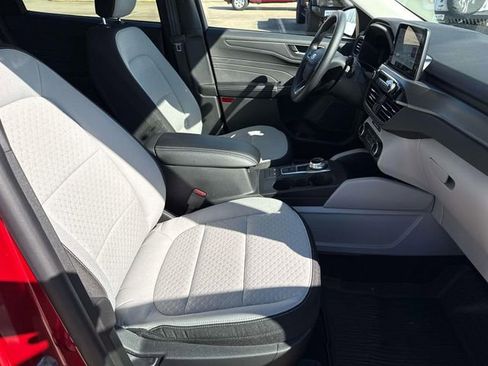 New 2025 Ford Escape Active FWD image 14
