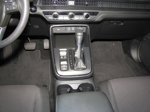 Used 2025 Honda CR-V EX image 15