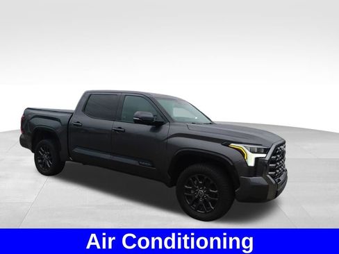 Used 2023 Toyota Tundra Platinum image 6