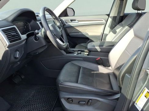 Used 2023 Volkswagen Atlas SE image 18