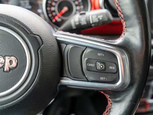 Used 2021 Jeep Wrangler Unlimited Rubicon w/ Cold Weather Group image 23