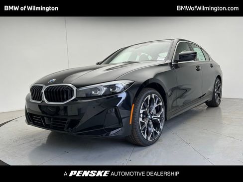 Used 2026 BMW 330i Sedan w/ Premium Package RWD image 1