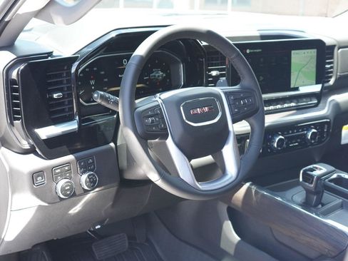 New 2026 GMC Sierra 1500 SLT AWD/4WD image 26
