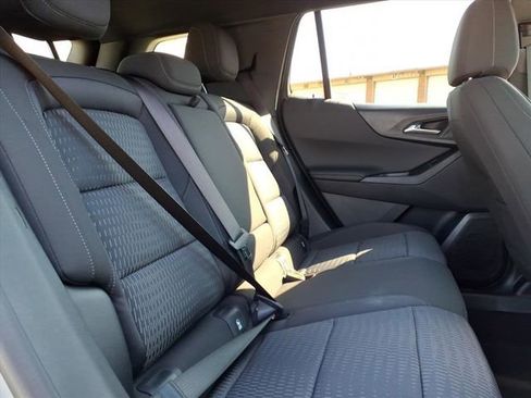 New 2026 Chevrolet Equinox LT FWD image 5