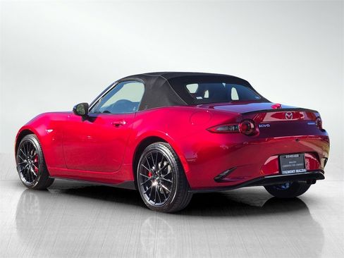 Certified 2023 MAZDA MX-5 Miata Club w/ Brembo/BBS Recaro Package image 7