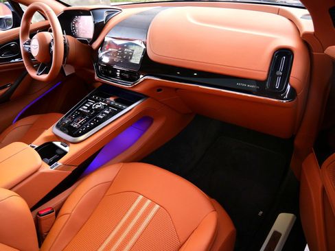 New 2026 Aston Martin DBX 707 image 10