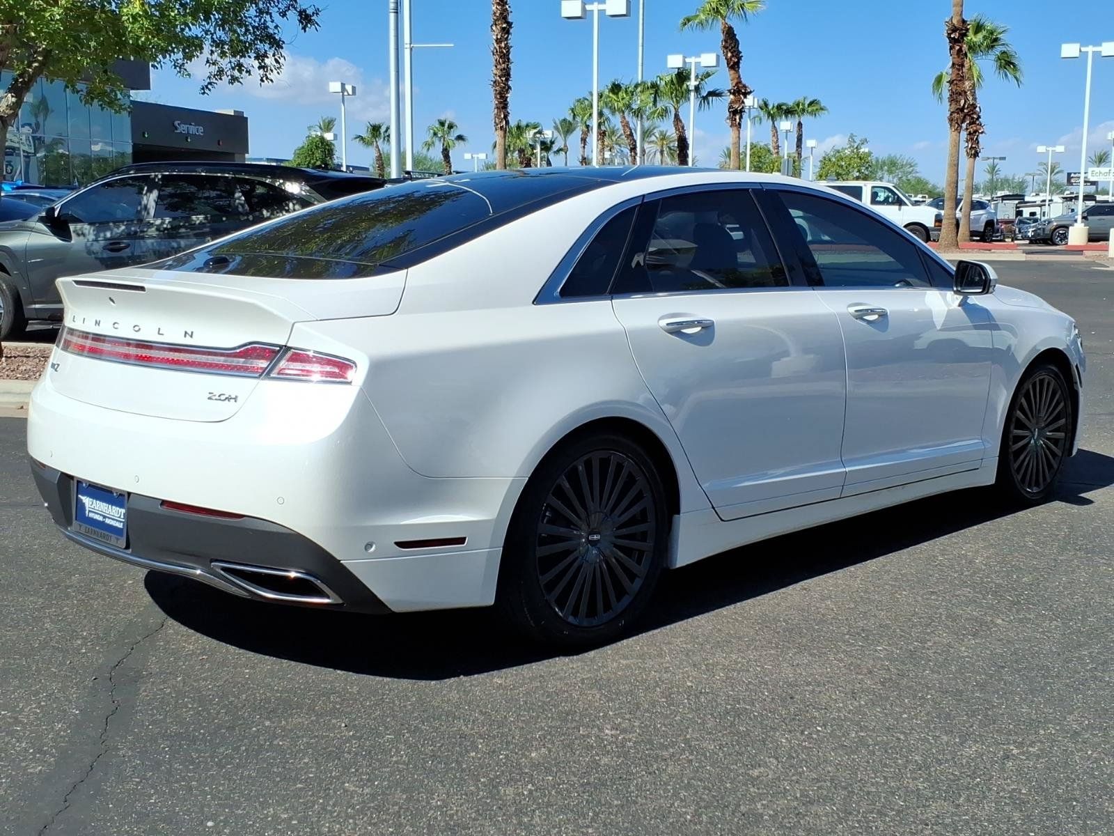 Used 2017 Lincoln MKZ Reserve w/ Technology Package FWD image 5