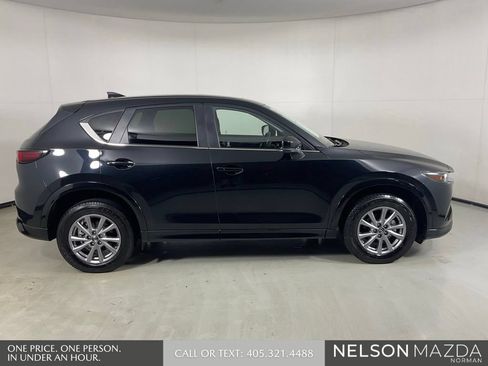 Certified 2025 MAZDA CX-5 AWD 2.5 S w/ Preferred Package image 5