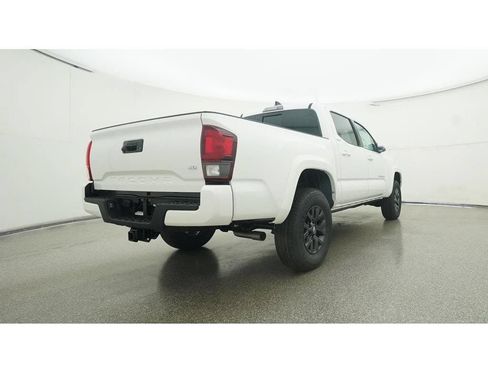 Used 2023 Toyota Tacoma SR5 w/ Technology Package RWD image 30